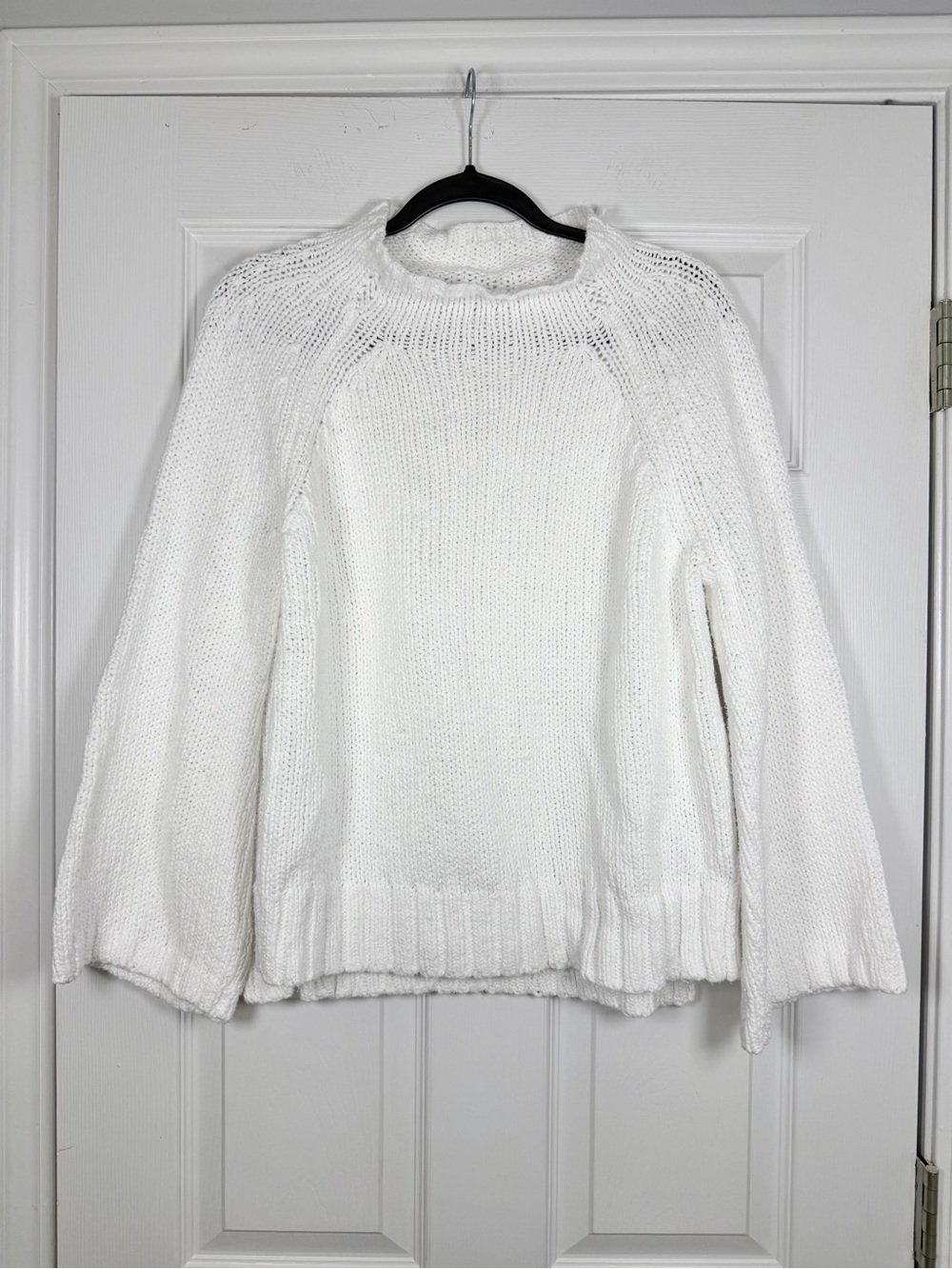 Ann Mashburn Size L • White Cotton Long Bell Sleeve Mock Neck Sweater.